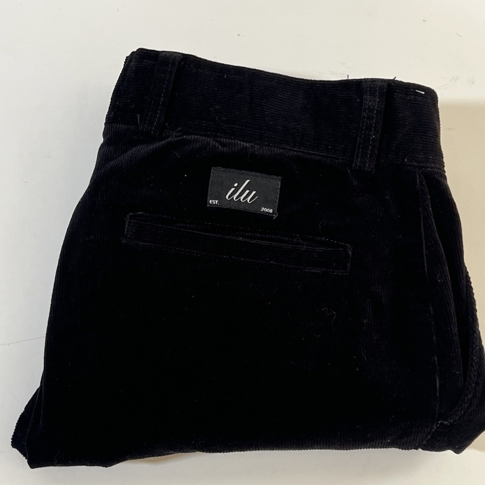 I Love Ugly Slim Kobe Pants Regular Rise Cropped Leg Straight Fit S Small Black